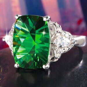 💍 Dainty Large Square Cut Green Zircon Emerald Rings for Women, PD502